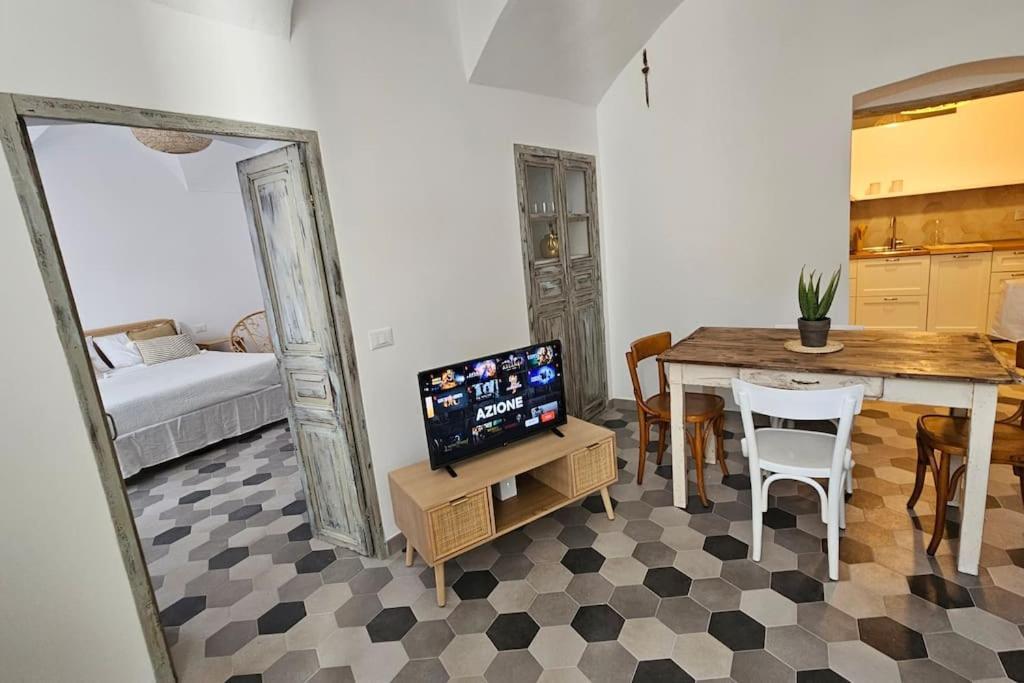Car.Lo. Casa Vacanze Dolceacqua Dış mekan fotoğraf